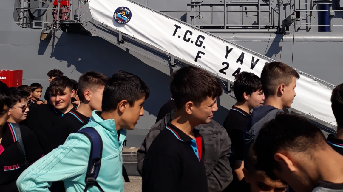 Öğrencilerimiz TCG Yavuz Gemisini ziyaret etti...